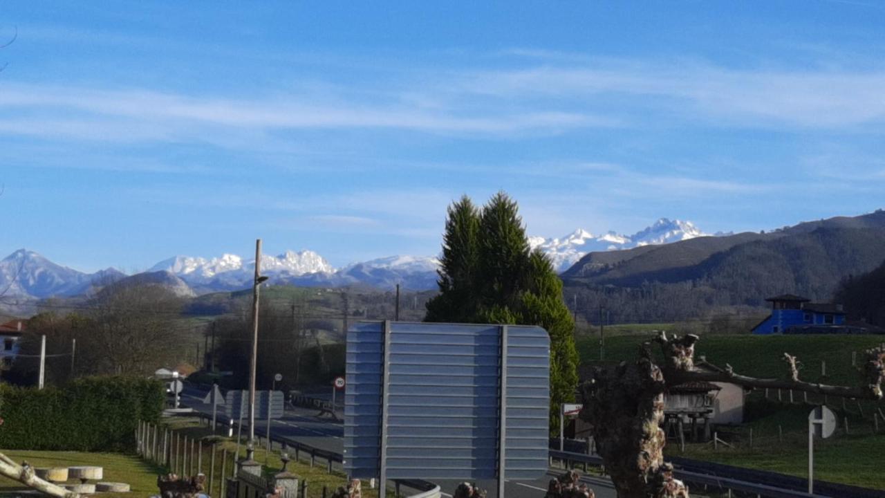 El Puentin Del Sella Con Wifi Y Parking Gratuito Lägenhet Onís Exteriör bild
