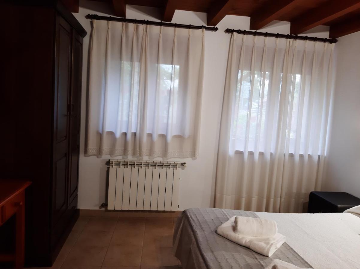 El Puentin Del Sella Con Wifi Y Parking Gratuito Lägenhet Onís Exteriör bild
